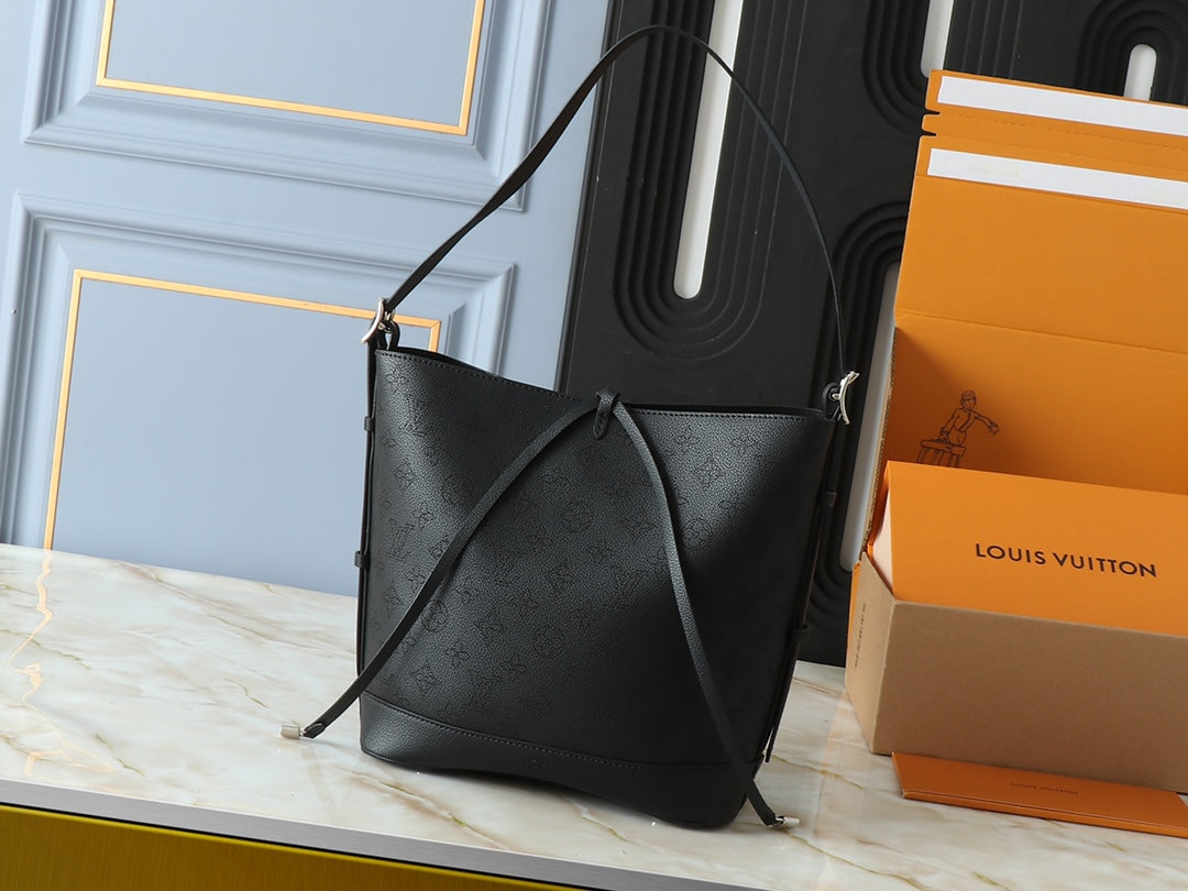 Chic & Stylish Bags