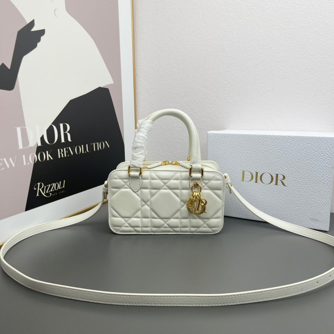 Chic & Stylish Bags