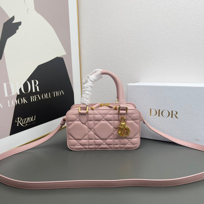 Chic & Stylish Bags