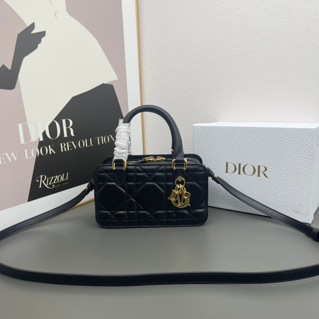 Chic & Stylish Bags