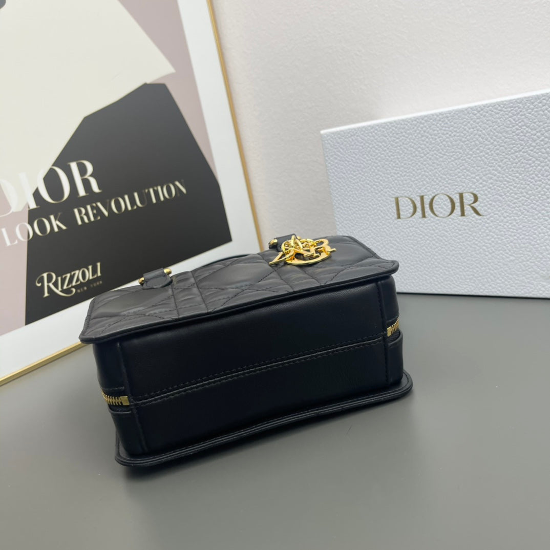 Chic & Stylish Bags