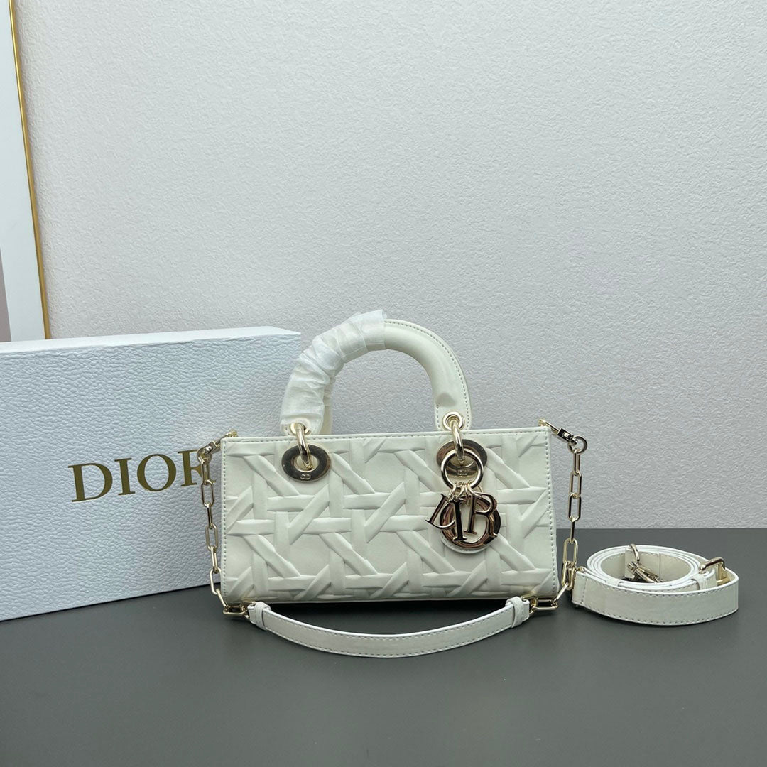 Chic & Stylish Bags