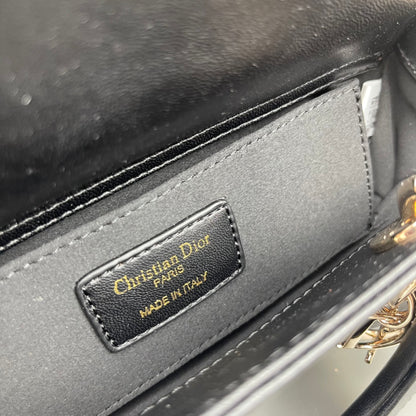 Chic & Stylish Bags