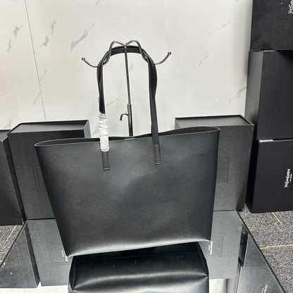 Chic & Stylish Bags