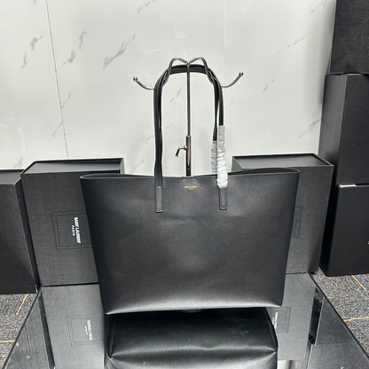 Chic & Stylish Bags