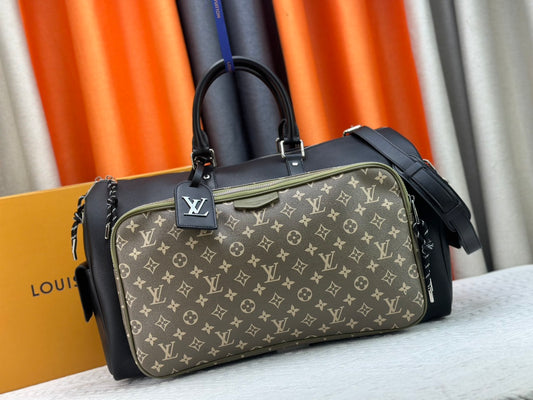 Chic & Stylish Bags