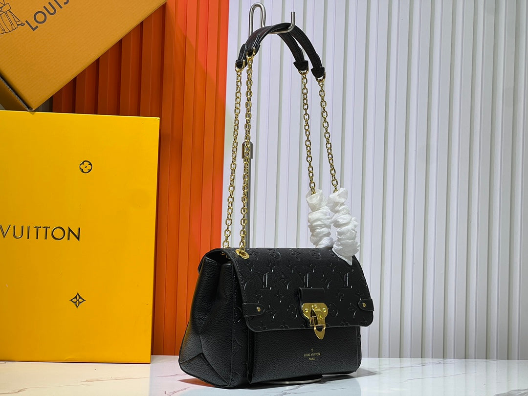 Chic & Stylish Bags