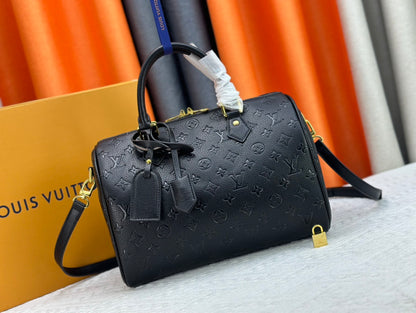 Chic & Stylish Bags