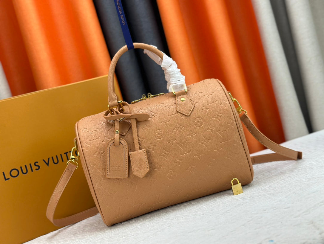 Chic & Stylish Bags