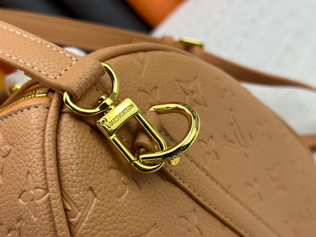 Chic & Stylish Bags