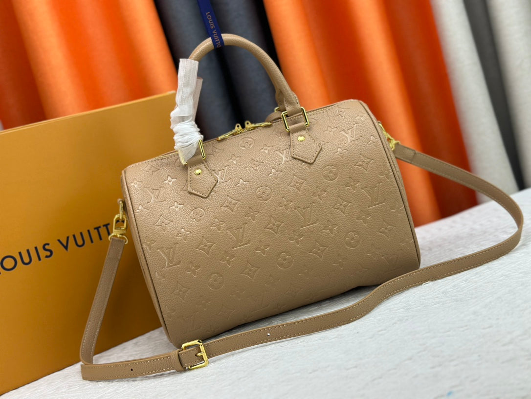 Chic & Stylish Bags