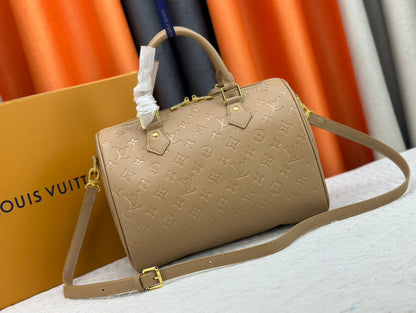Chic & Stylish Bags