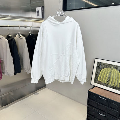 MINIMALIST STREET STYLE