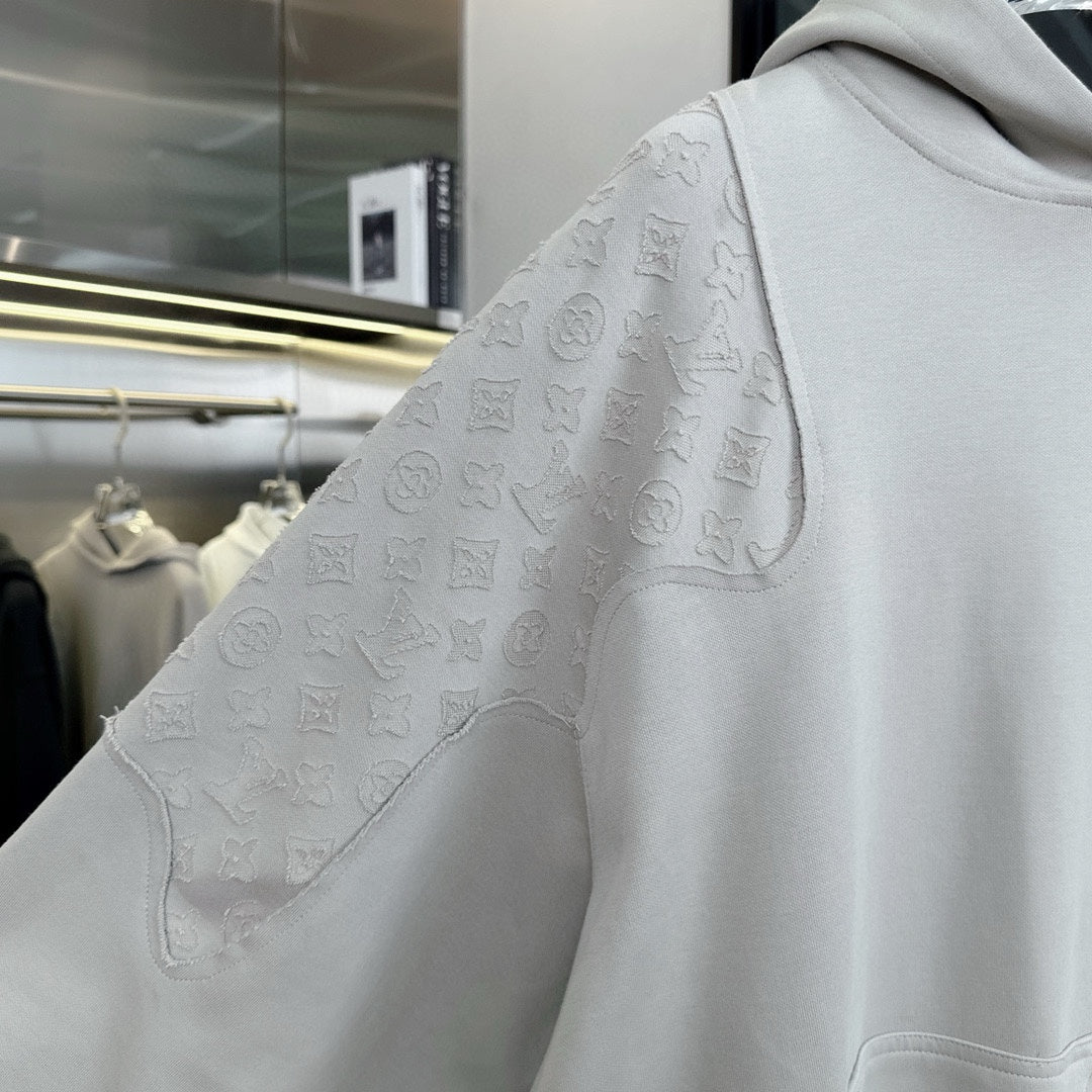 MINIMALIST STREET STYLE