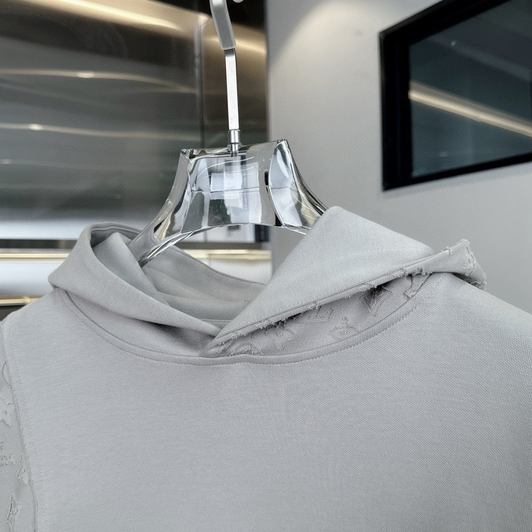 MINIMALIST STREET STYLE