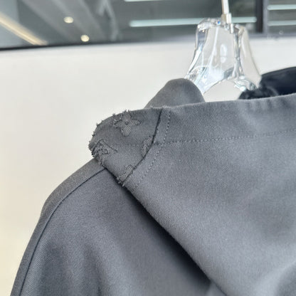 MINIMALIST STREET STYLE