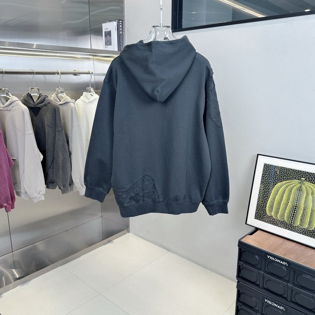 MINIMALIST STREET STYLE