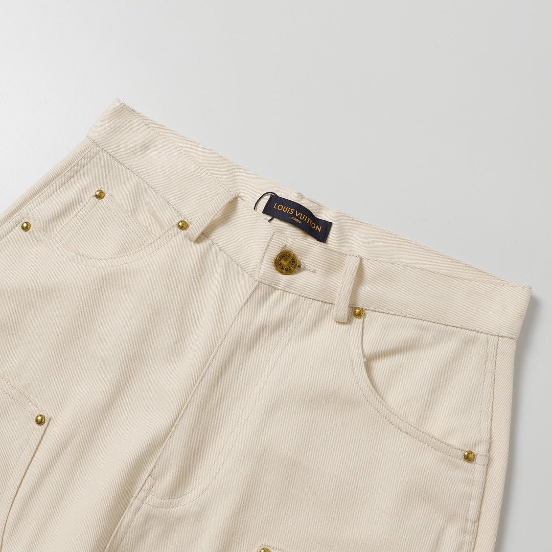 MINIMALIST STREET STYLE