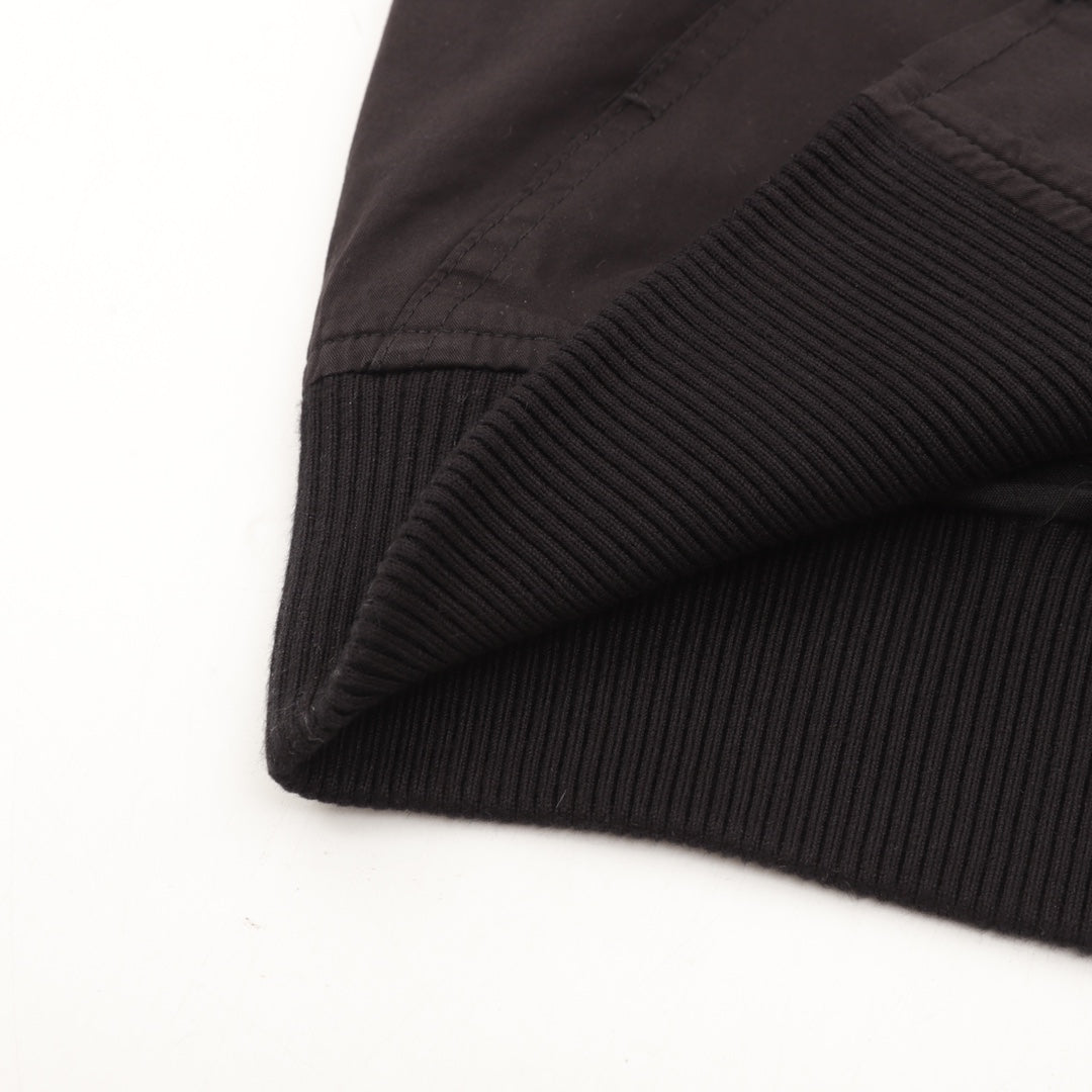 MINIMALIST STREET STYLE