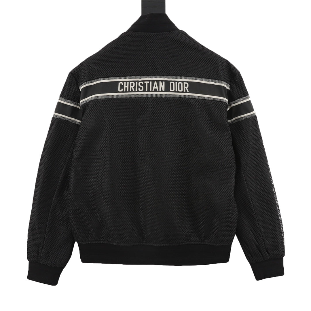 MINIMALIST STREET STYLE