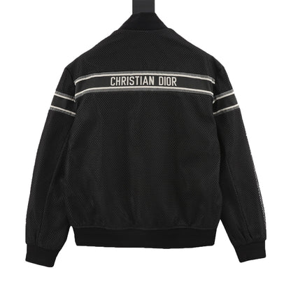 MINIMALIST STREET STYLE