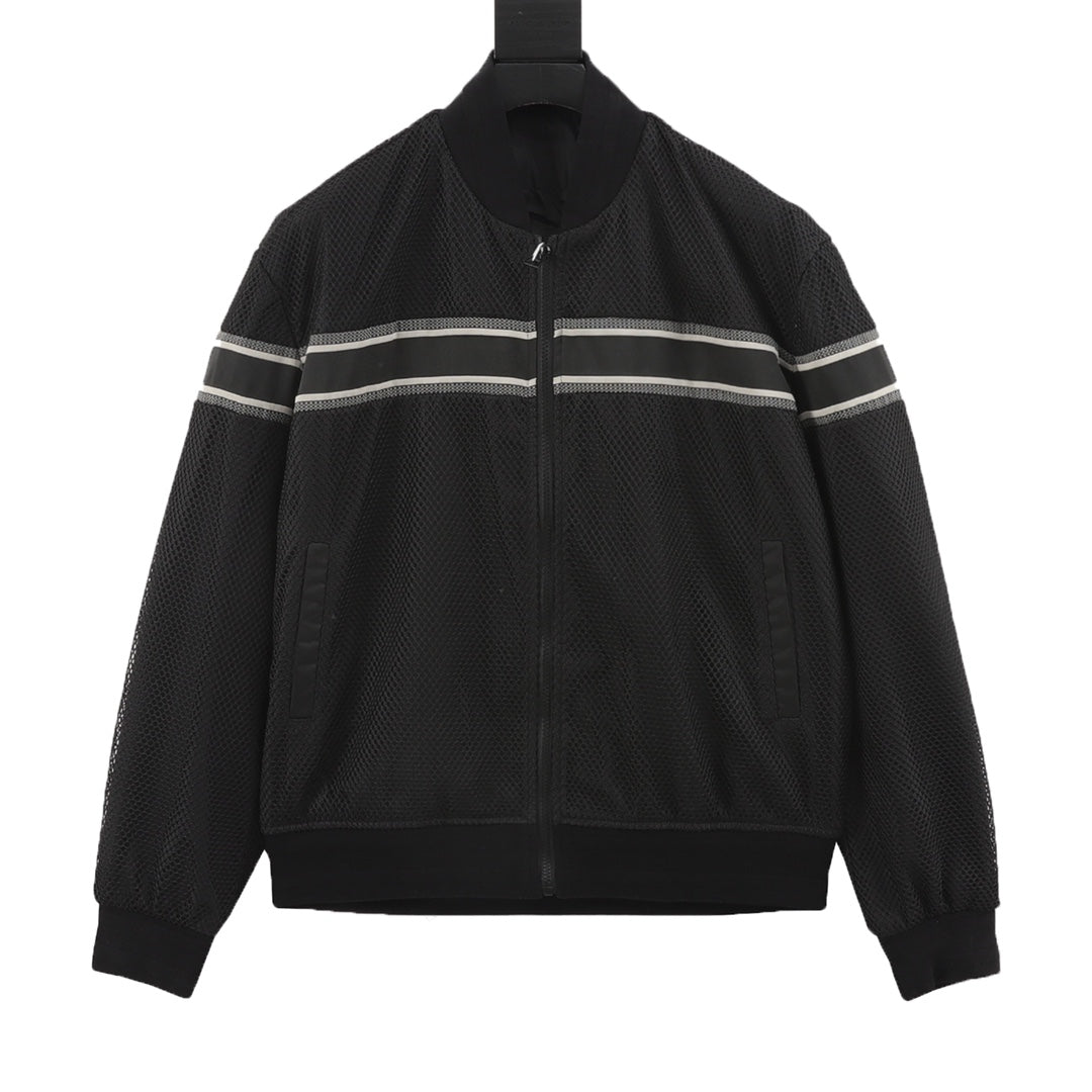 MINIMALIST STREET STYLE