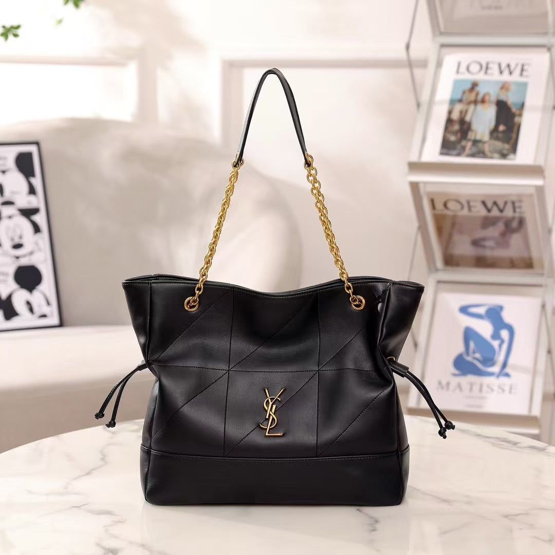 Chic & Stylish Bags