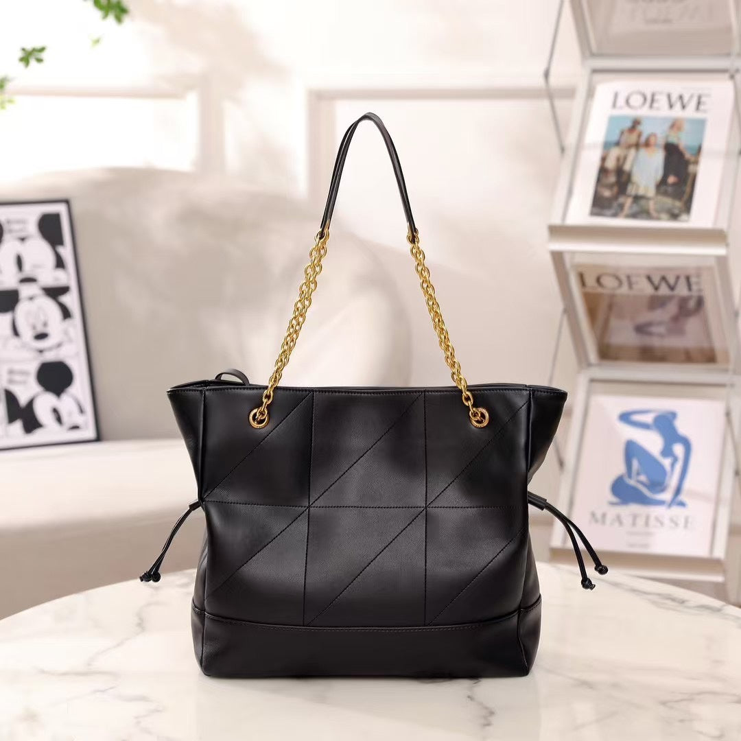 Chic & Stylish Bags