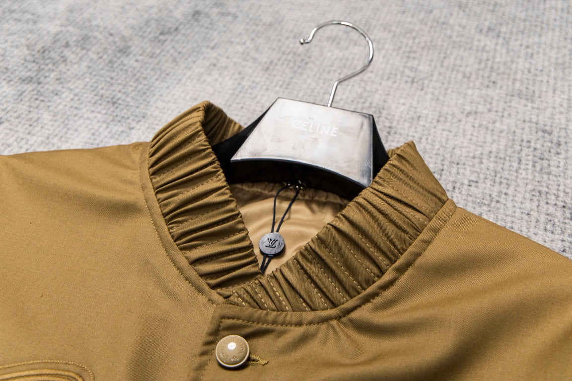 MINIMALIST STREET STYLE