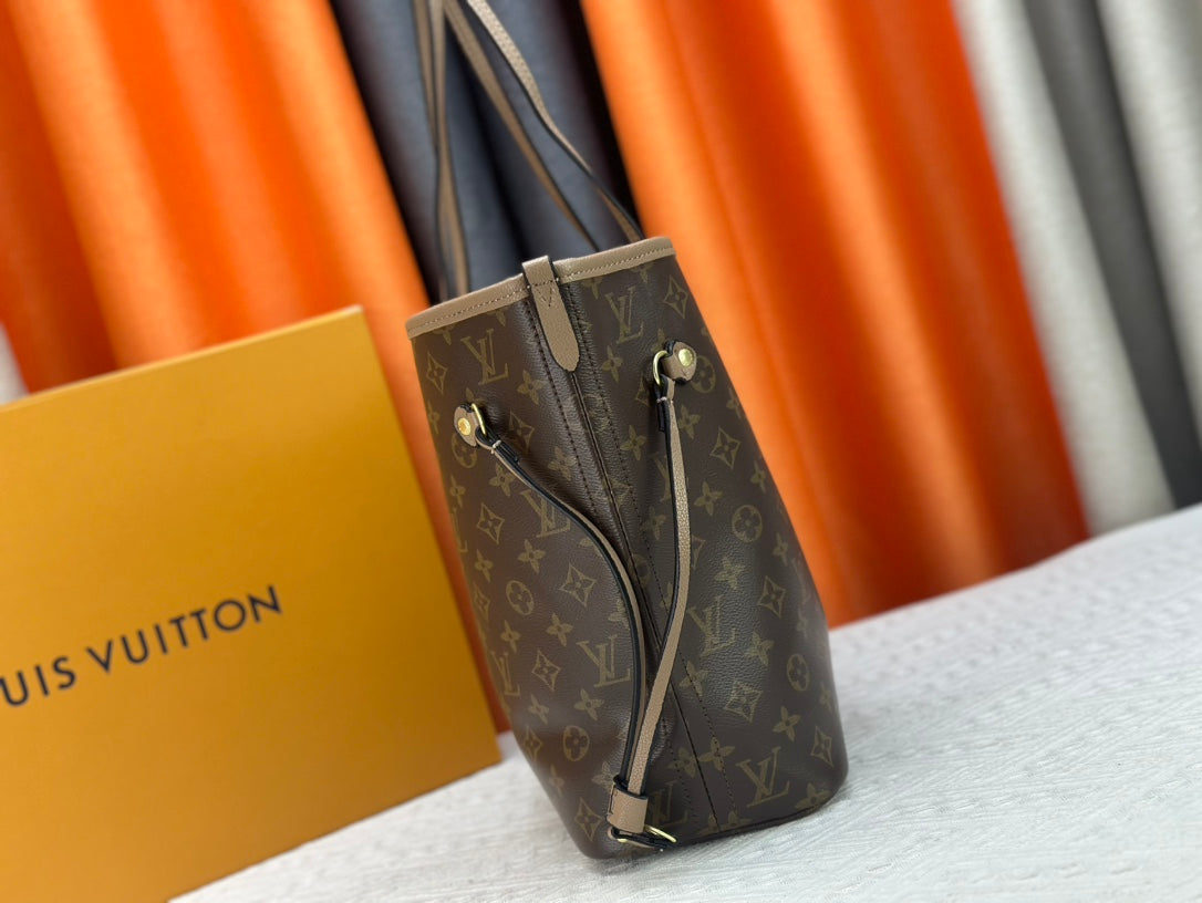Chic & Stylish Bags