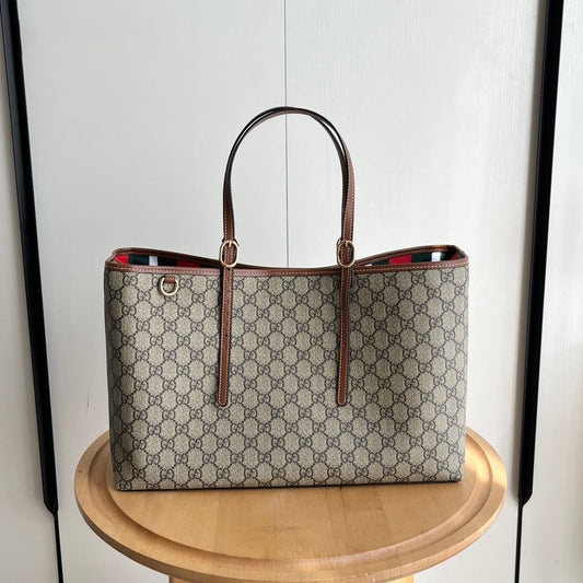 Chic & Stylish Bags