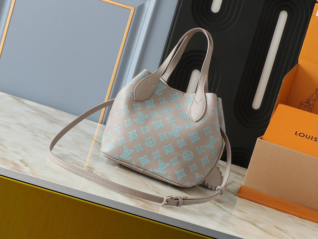Chic & Stylish Bags