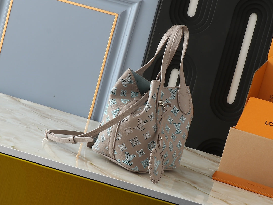 Chic & Stylish Bags