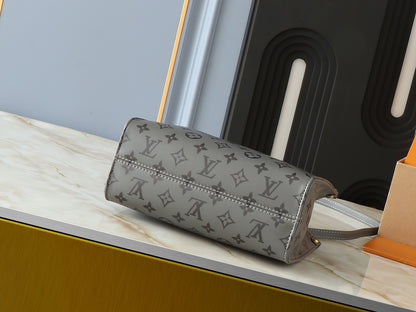 Chic & Stylish Bags