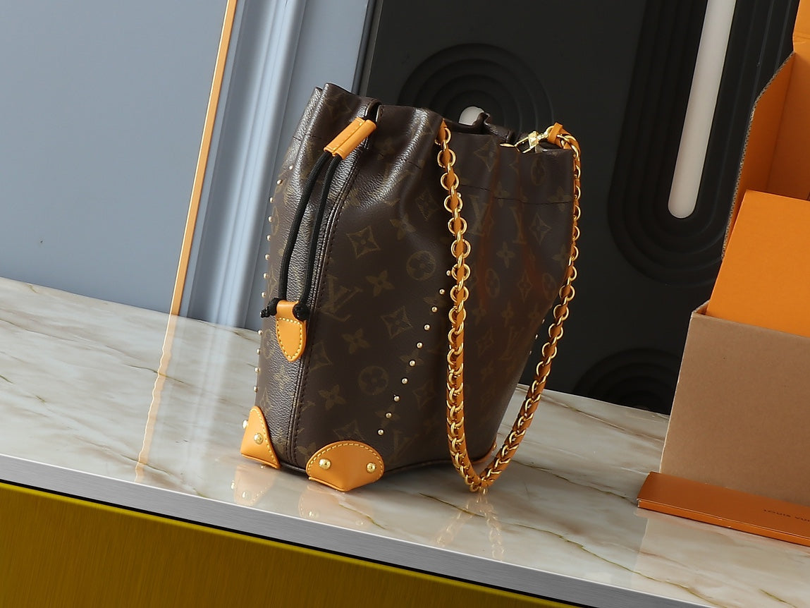 Chic & Stylish Bags