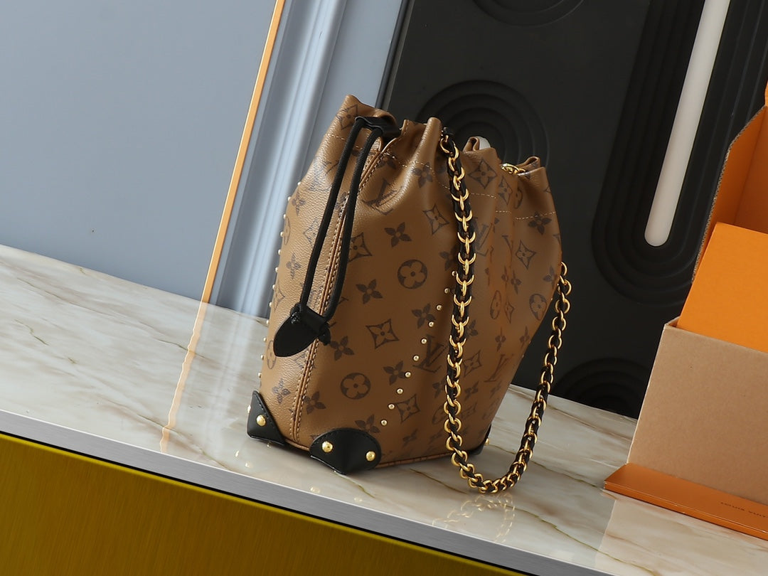 Chic & Stylish Bags