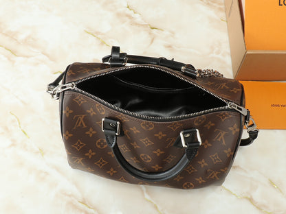 Chic & Stylish Bags