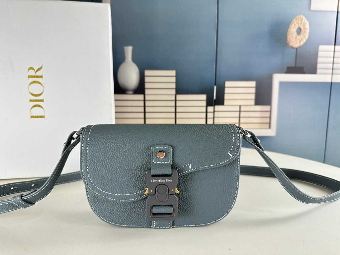 Chic & Stylish Bags
