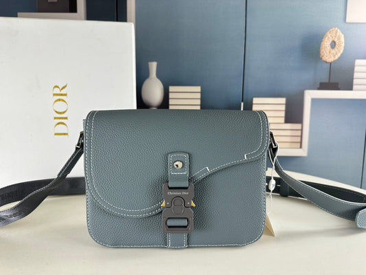 Chic & Stylish Bags