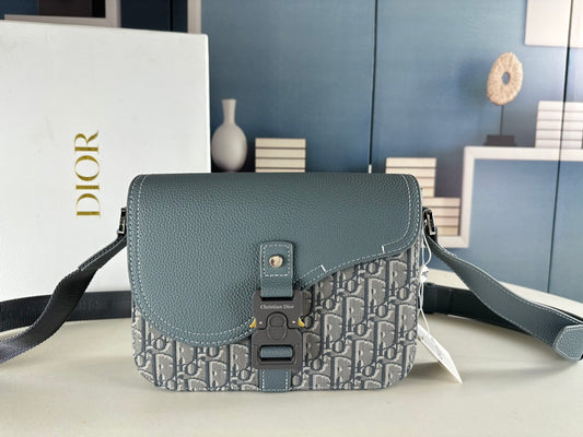 Chic & Stylish Bags