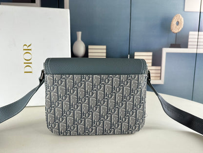 Chic & Stylish Bags