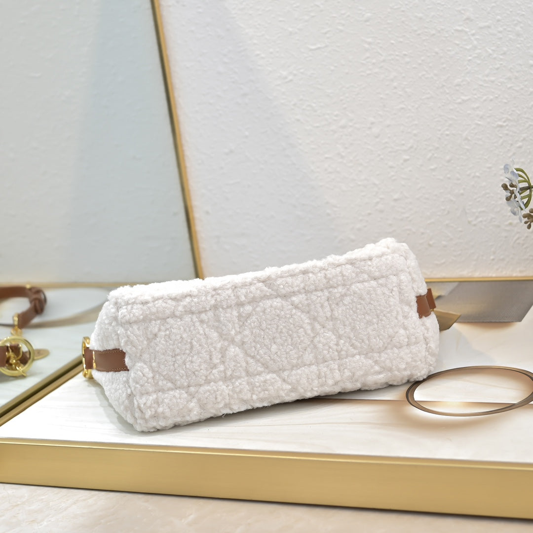 Chic & Stylish Bags