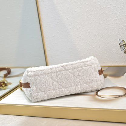 Chic & Stylish Bags