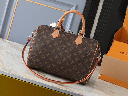 Chic & Stylish Bags