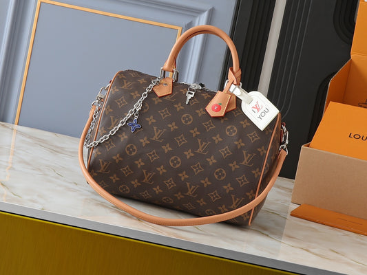 Chic & Stylish Bags