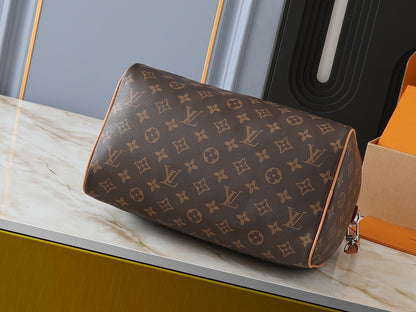 Chic & Stylish Bags