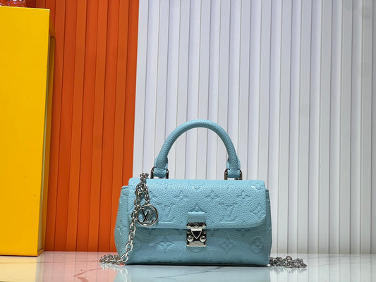 Chic & Stylish Bags