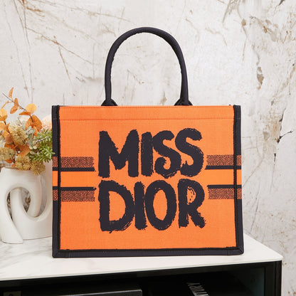 Chic & Stylish Bags