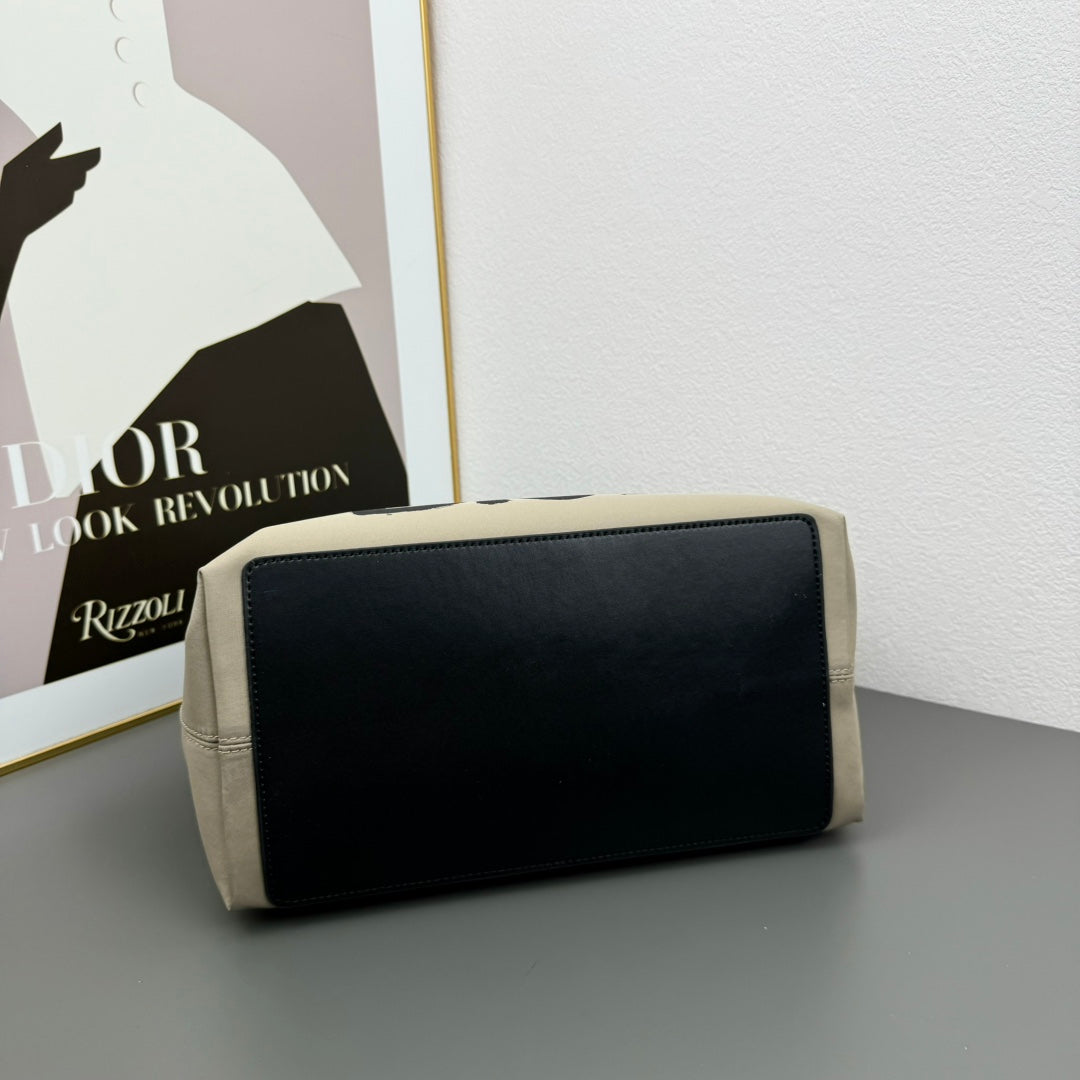 Chic & Stylish Bags
