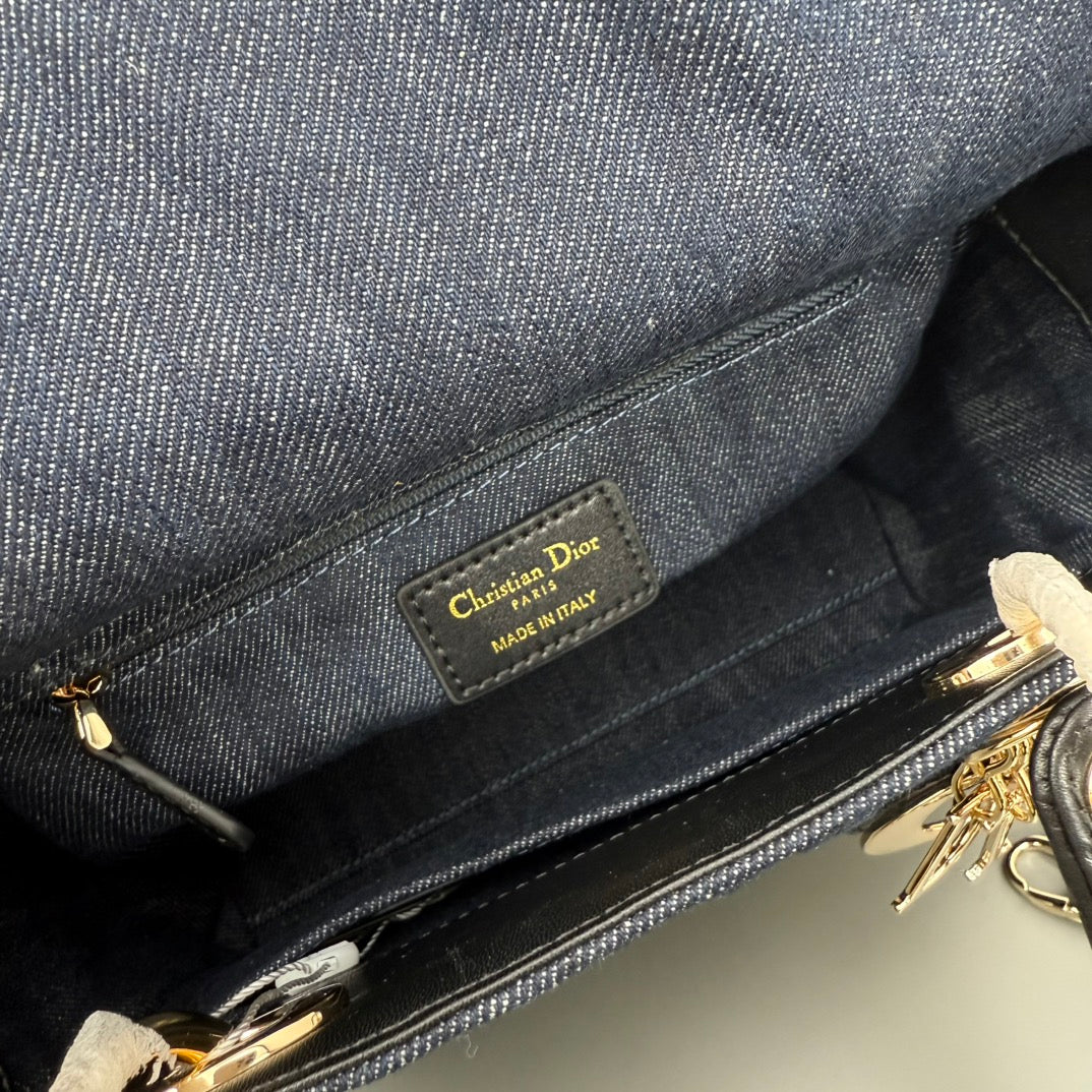 Chic & Stylish Bags
